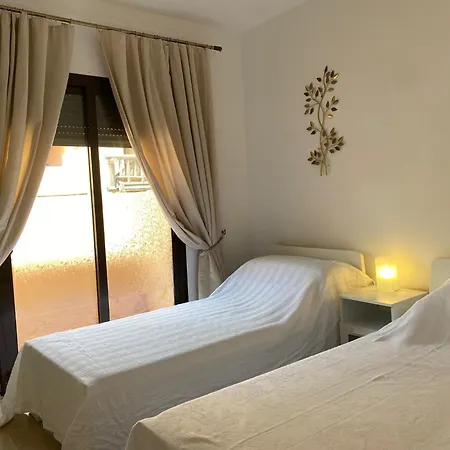 2 Bedrooms Sea View In La Duquesa Apartment Manilva
